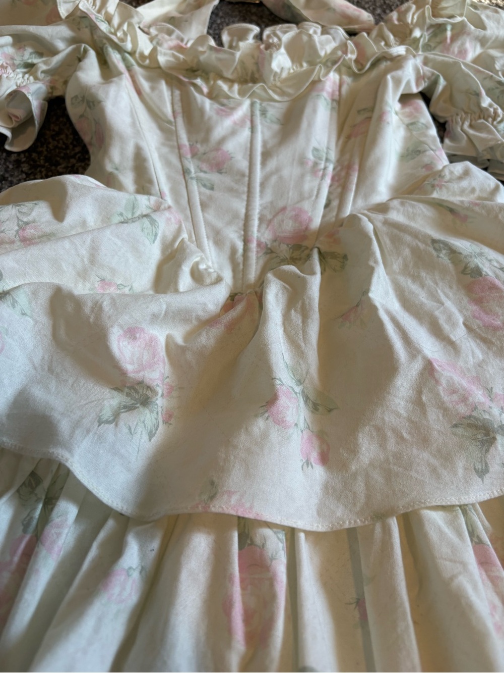 Bloom In Floral Corset Dress - Picture 3 of 12